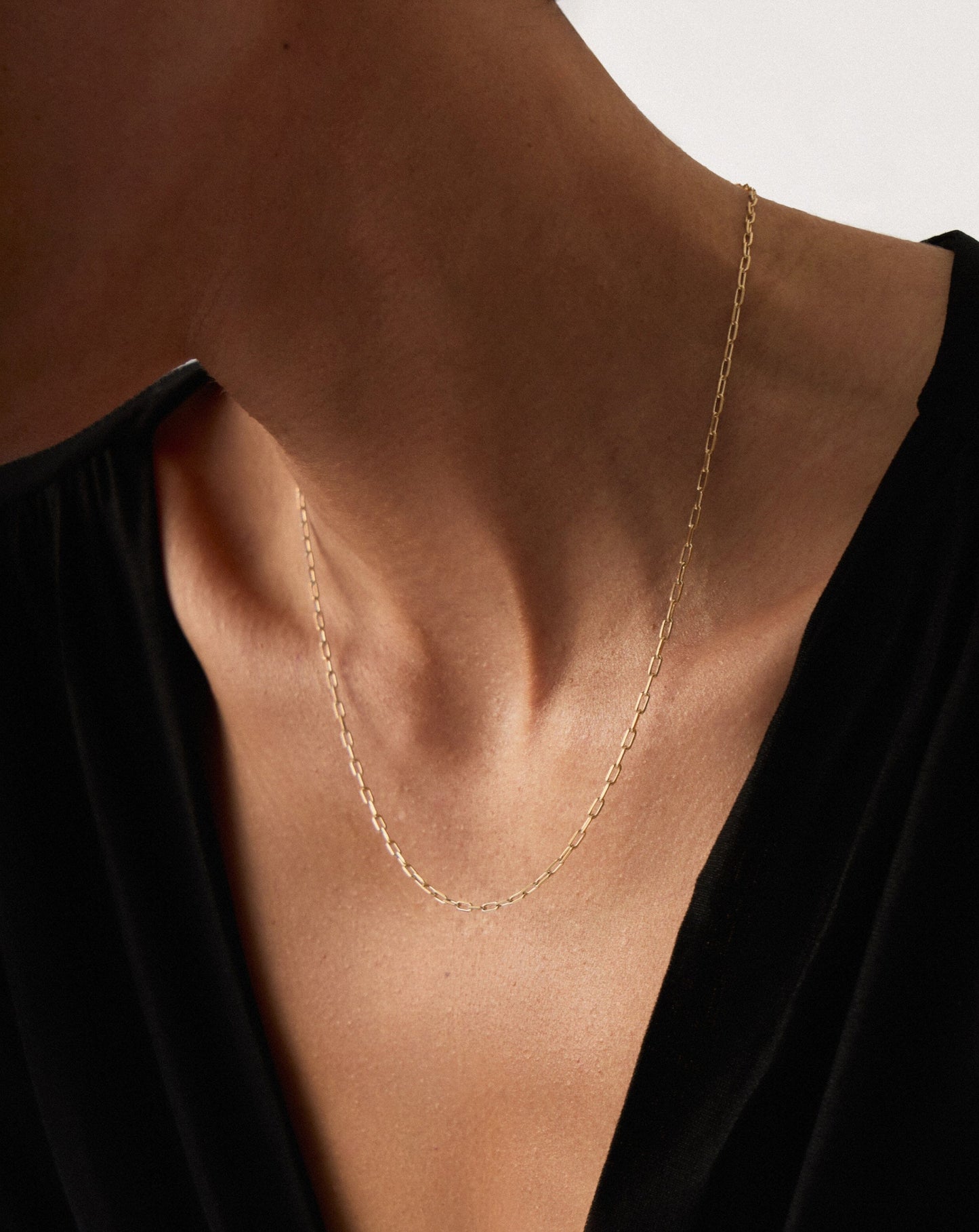 Fine Classic Paperclip Chain Necklace | 14ct Solid Gold