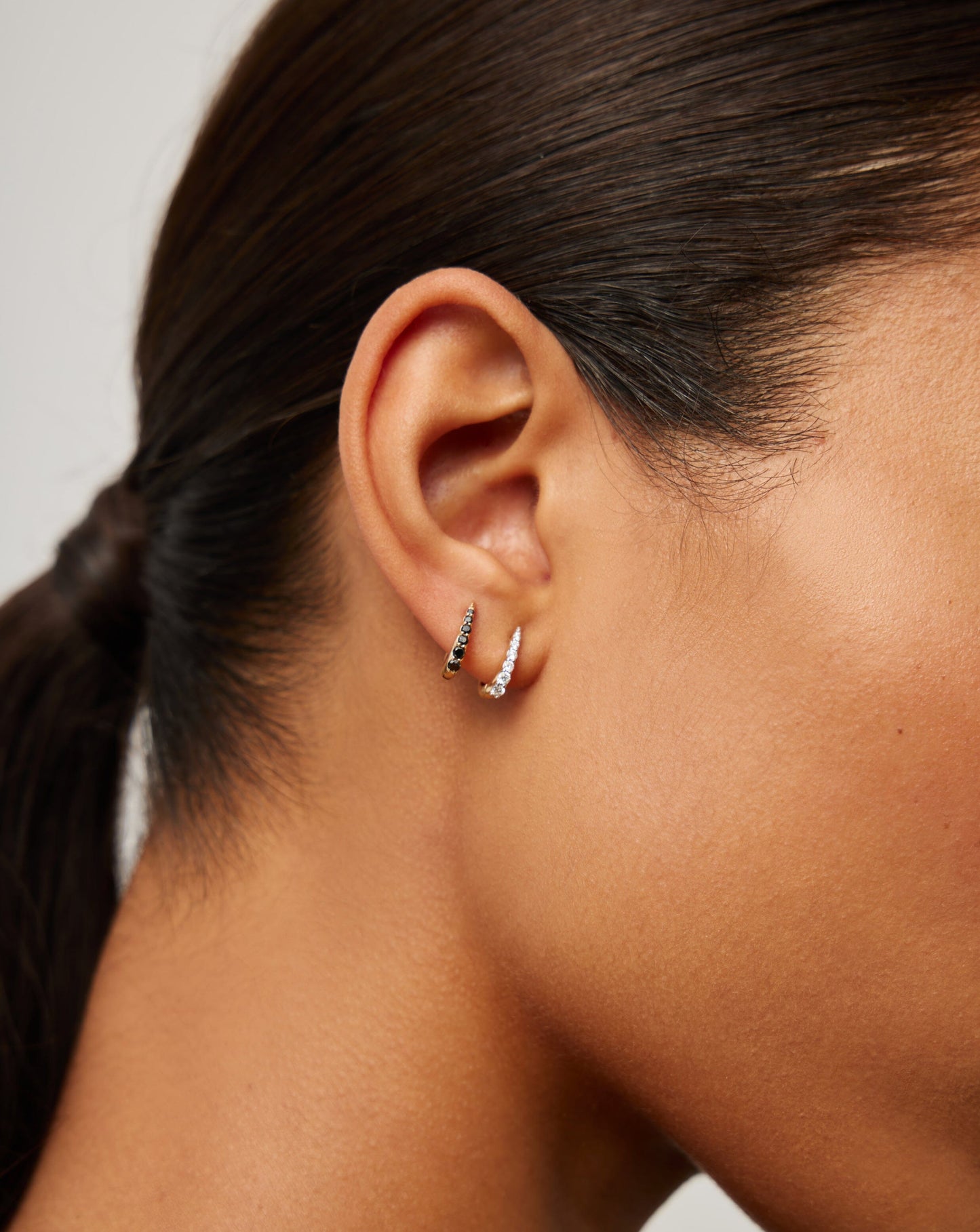 Fine Claw Huggies | 14ct Solid Gold/Diamond